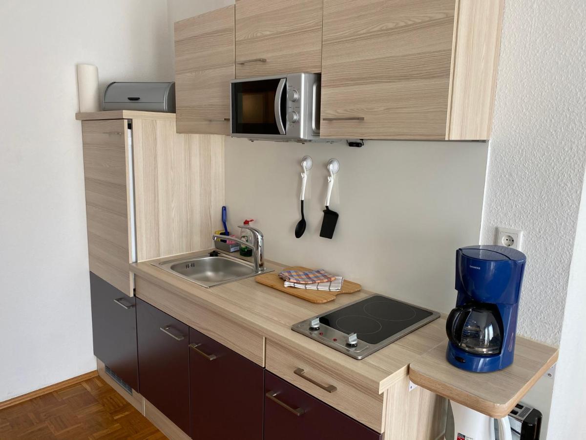 Apartmenthaus Zentrum Komfort Apartments Mit Minikuchen Verschiedener Grossen Kassel Exterior photo