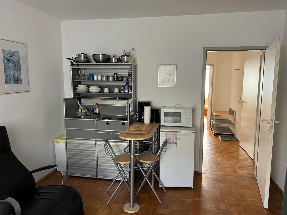 Apartmenthaus Zentrum Komfort Apartments Mit Minikuchen Verschiedener Grossen Kassel Exterior photo