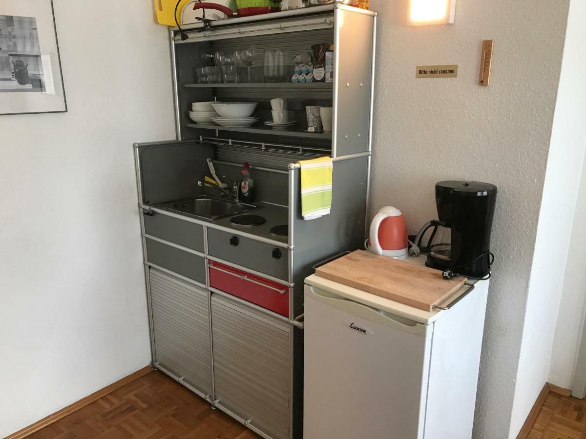 Apartmenthaus Zentrum Komfort Apartments Mit Minikuchen Verschiedener Grossen Kassel Exterior photo