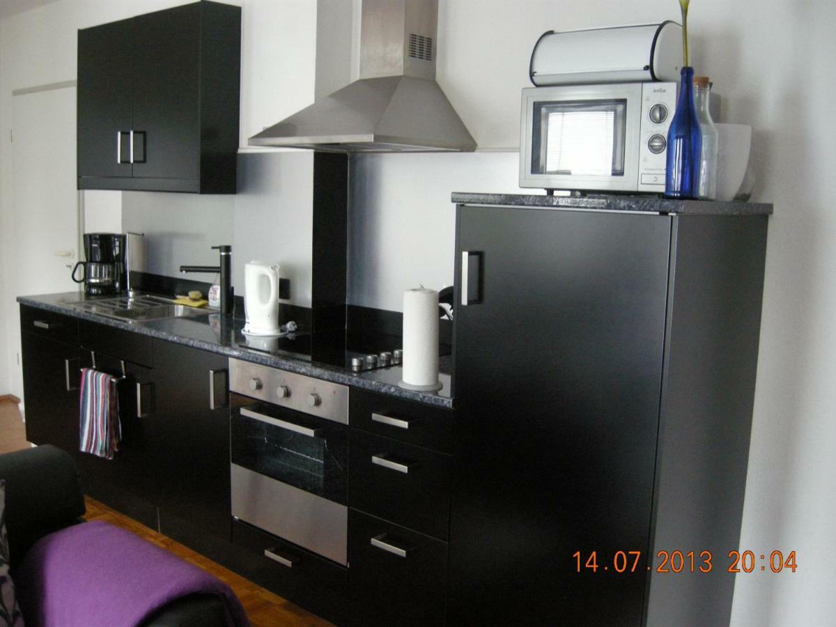 Apartmenthaus Zentrum Komfort Apartments Mit Minikuchen Verschiedener Grossen Kassel Exterior photo